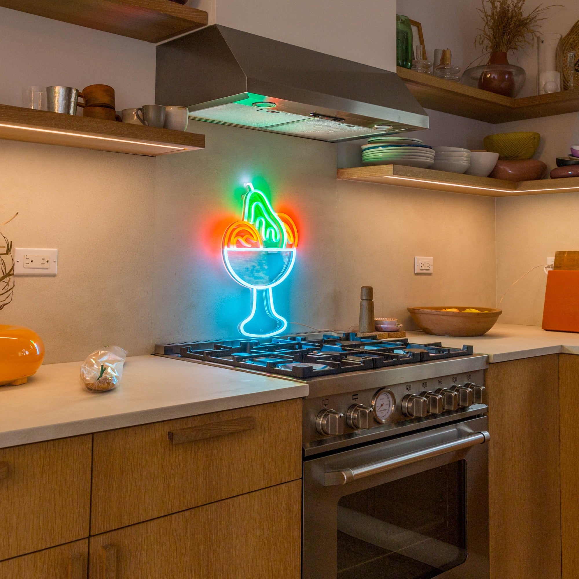 Garden Delights by Tom Wesselmann, signe en néon LED